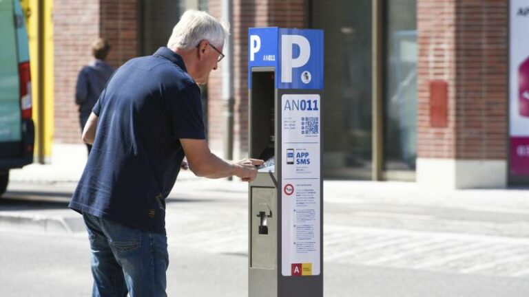 Stad Antwerpen past parkeerbeleid aan