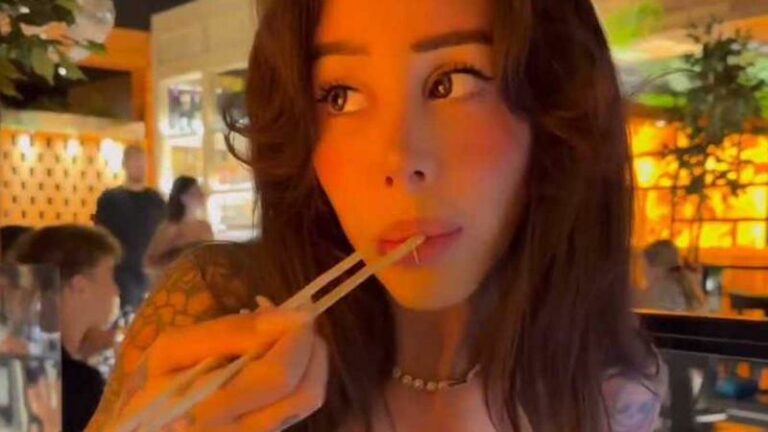 Kritiek op influencer wegens ‘ongepaste’ outfit op restaurant: «Beetje overdreven, niet?» (video)