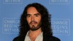 Britse comedian Russell Brand onder vuur: «Al zijn collega’s waren op de hoogte van zijn wangedrag»