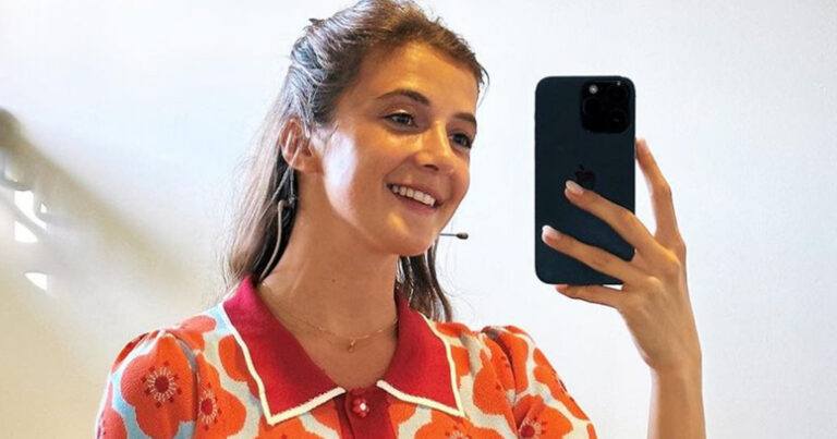 Jamie-Lee Six straalt in beha: “Hoe mooi kan je zijn?” (foto)