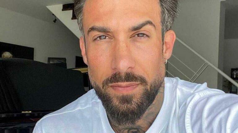 Is Fabrizio Tzinaridis samen met deze ‘Temptation Island’-verleidster? (foto)