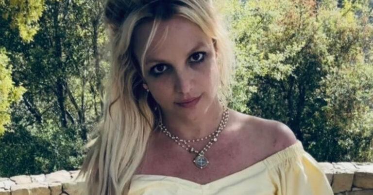 Britney Spears daagt Instagram wéér uit met naaktbeelden (foto/video)