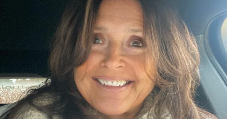 Wendy Van Wanten pakt uit met sensuele kerstoutfit: “Sexy!” (foto)
