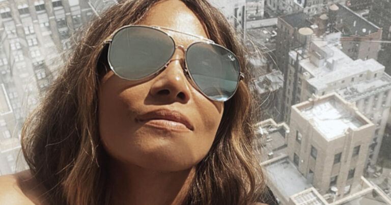 Actrice Halle Berry verbaast fans met sexy outfit: “Wauw!” (foto)