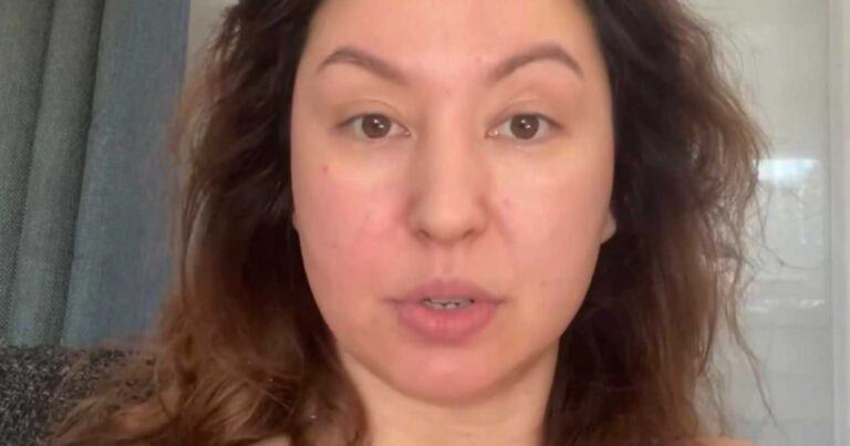 Nuria uit ‘Blind Getrouwd’ onthult opmerkelijk trucje tegen rimpels: “Ik geloof dat het kan” (video)