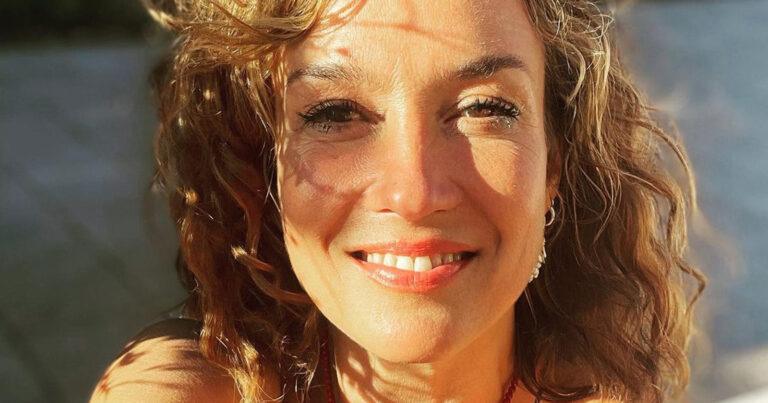 Katja Schuurman boos omdat DEZE foto verwijderd werd: “Je ziet niet eens borsten!”