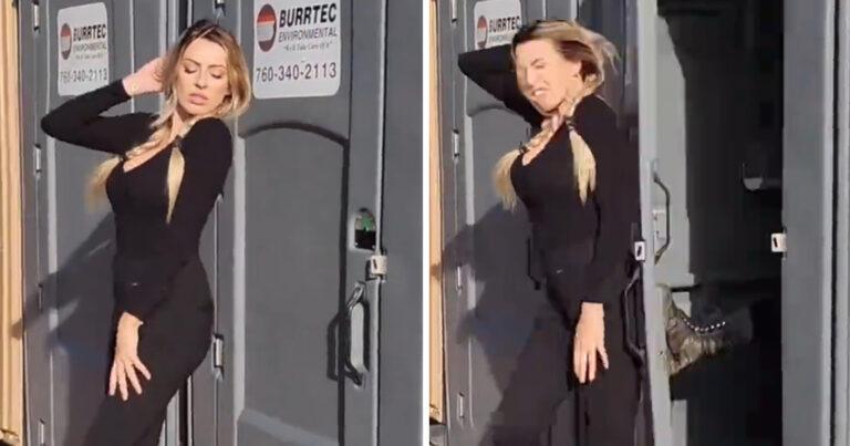 Dame poseert voor mobiel toilet, maar dan gebeurt DIT: “Ik kan niet stoppen met lachen!” (video)