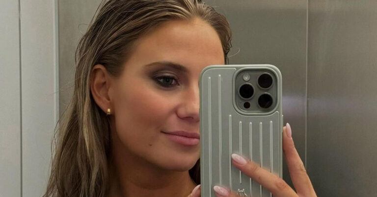Celine Van Ouytsel openhartig over haar eerste keer: “Ik dacht: is dít nu wat seks is?”