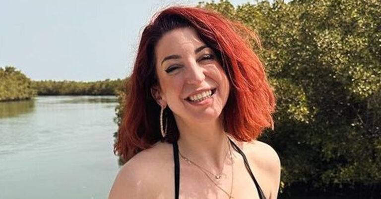 Kaat Bollen oogst lof met badpakfoto: “Knap en sexy!”