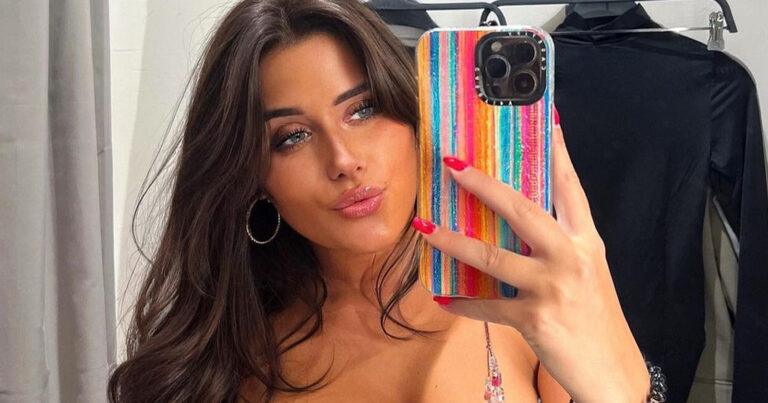 Raphaëlla uit ‘Love Island’ straalt in doorzichtige lingerie: “Knappe vrouw, niet twijfelen aan jezelf” (foto)