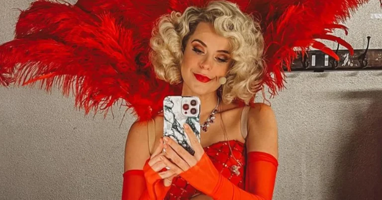 ‘De Kotmadam’-actrice Helle Vanderheyden geniet in bikini: “Wondermooi!” (foto’s)