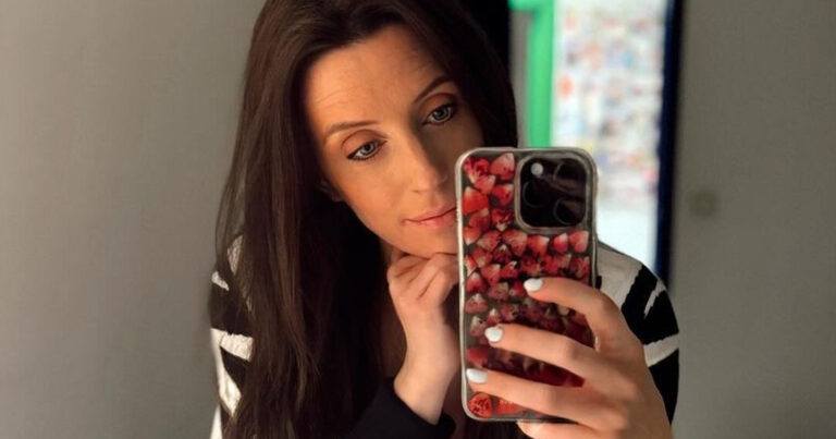 Zo blijft ‘Thuis’-actrice Tine Priem fit tijdens haar zwangerschap: “Amai, is dat niet zwaar?!” (video)