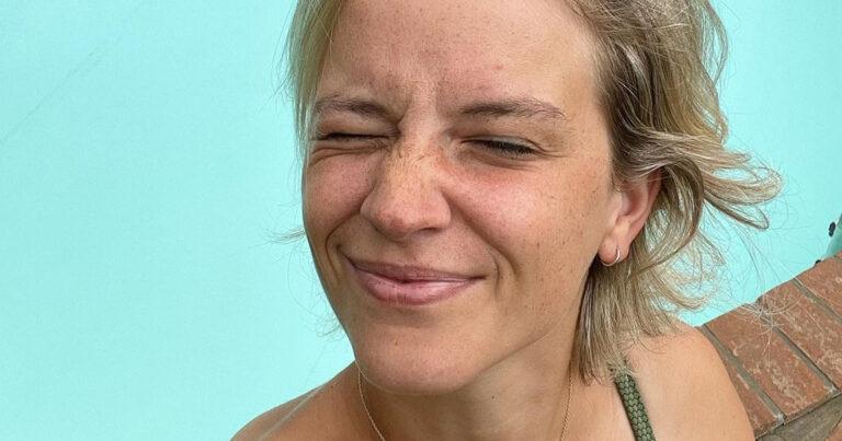 Lynn Van Royen amuseert zich in bikini in zwembad: “Topfoto!”