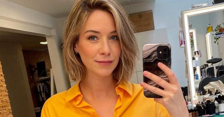 ‘De Buurtpolitie’-actrice Lisa Gerlo straalt in badpak: “Knapperd!” (foto’s)