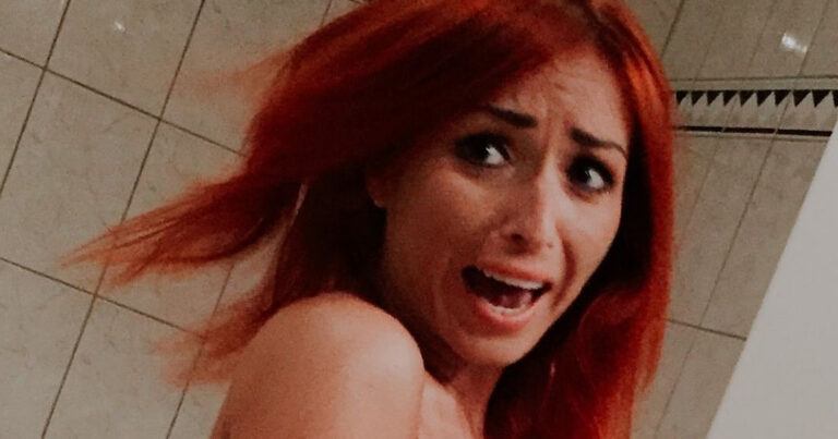 Loredana van 2 Fabiola imiteert iconische douchescène: “Zalig!” (foto)