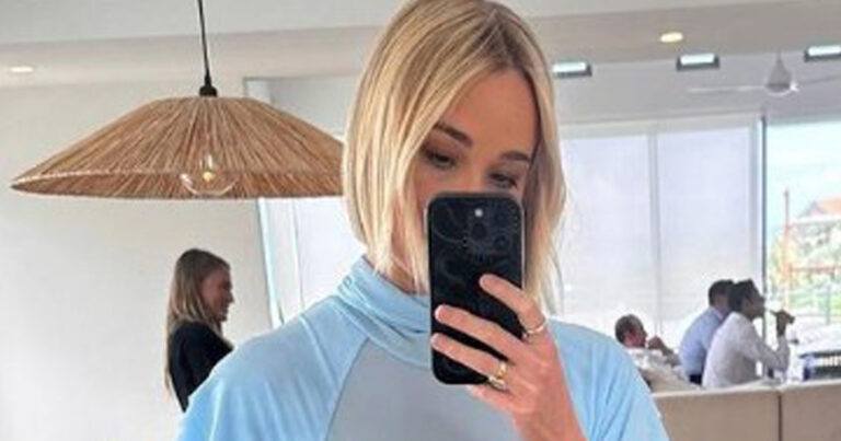 Ophef over influencer die in doorzichtige jurk naar trouwfeest gaat: “Puur voor de aandacht!” (foto’s)
