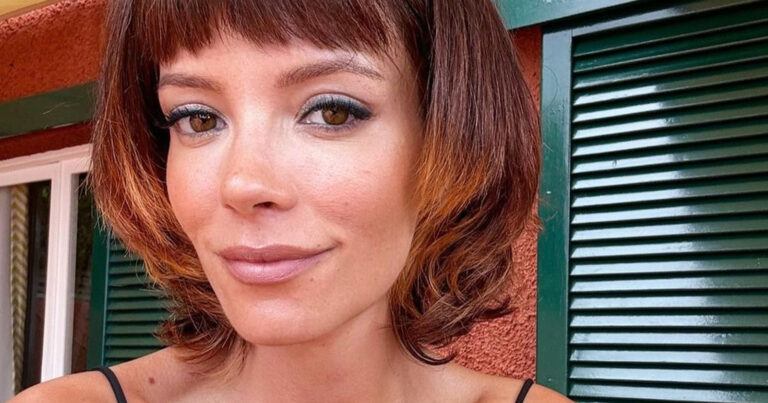 Lily Allen onder vuur door uitspraak over moederschap: “Hoe kan ze zoiets zeggen?!”
