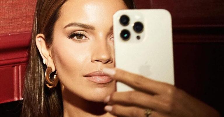 ‘Temptation’-presentatrice Monica Geuze deelt bikinifoto: “Wat ben je mooi!”