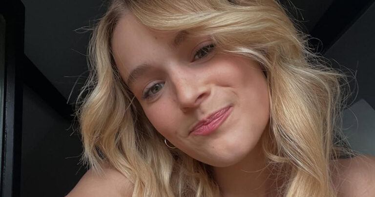 Pommelien Thijs deelt sensuele foto: “Hoe kan je zo mooi zijn?!”