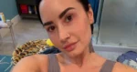 Halfnaakte Demi Lovato daagt Instagram uit: “Wat ben je toch knap!” (foto’s)