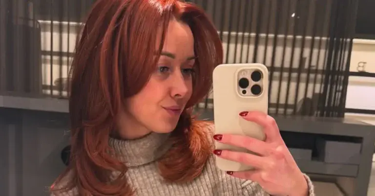 Lotte Vanwezemael poseert op goedlachse wijze: “Knapperd!” (foto)
