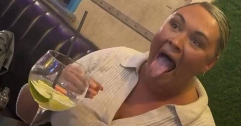 Shotje tequila drinken gaat HILARISCH mis: “Dat kan geen deugd gedaan hebben” (video)