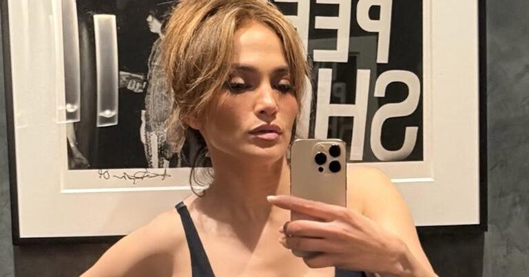 Jennifer Lopez imponeert volgers in bodysuit: “Adembenemend mooi!” (foto)