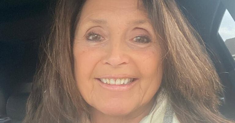 Foto van Wendy Van Wanten met andere man roept vragen op: “Waar is Frans?”