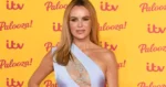 ‘BGT’-jurylid Amanda Holden pakt uit met badpakfoto’s: “Je ziet er geweldig uit!”