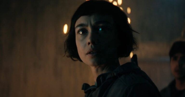 Disney+ pakt uit met officiële trailer van ‘Alien: Earth’: griezelen in het Alien-universum