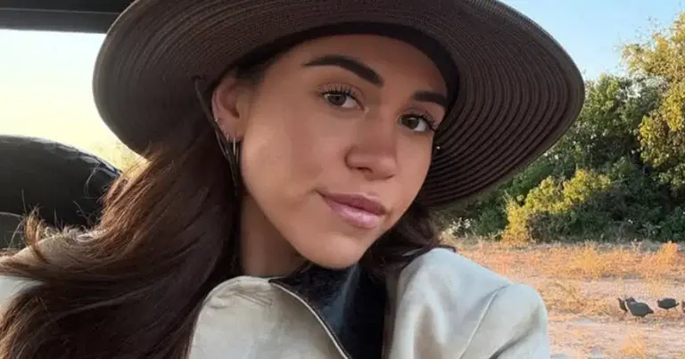 Sarah Puttemans pakt uit met zomerse outfit: “Schoonheid!” (foto’s)