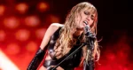 Miley Cyrus pakt uit met opvallende outfits: “Je ziet er geweldig uit!” (foto’s)
