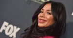 Nicole Scherzinger imponeert met doorschijnende outfit: “Heel knap!” (video/foto’s)