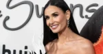 Demi Moore verbaast fans met stijlvolle jurk: “Wow!” (foto’s)