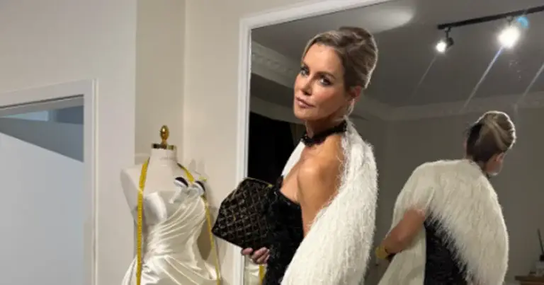 Ilse De Meulemeester draagt elegante jurk. Fans lovend: “Klassedame!” (foto’s)