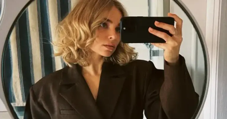 Julie Van den Steen oogst lof met spontaan prentje: “Je straalt!” (foto)