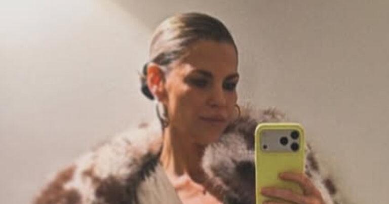 Tanja Dexters pakt uit met elegante outfit: “Heel stijlvol!” (foto)
