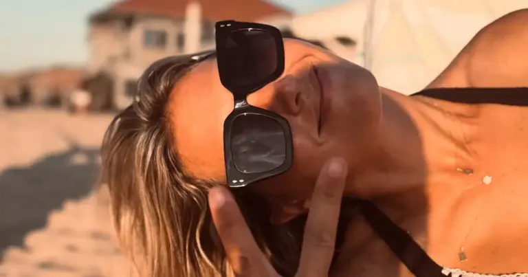 Sporza-commentator Ine Beyen oogst lof met reeks foto’s: “Klassevrouw!”