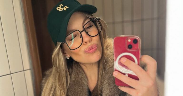 Eline De Munck deelt borstvoedingsfoto: “Zo naturel!”