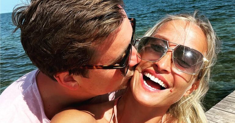 Vriendin van Niels Destadsbader poseert in lingerie, maar hij waarschuwt haar: “Pas op!” (foto’s)