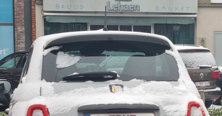 Gepersonaliseerde nummerplaat zorgt voor fronsende wenkbrauwen: “De schatkist dankt hen” (foto)