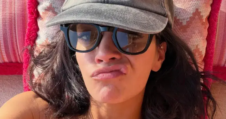 Zangeres Lily Allen deelt sensuele foto: “Heel erg mooi!”