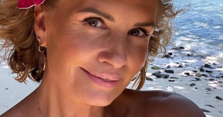Ex-vrouw van Marco Borsato verbaast volgers in badpak: “Foto van het jaar!”