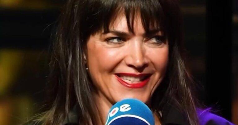Astrid Coppens kuste met wereldberoemde Hollywoodacteur: “Het viel eigenlijk tegen”