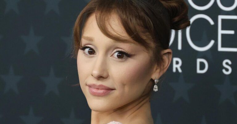 Ariana Grande toont per ongeluk te veel op Instagram: “Was het de bedoeling om dit te posten?” (foto)