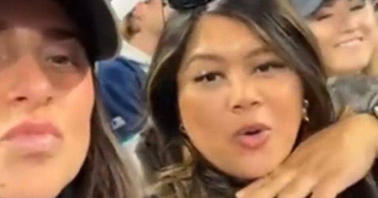 Vrouw maakt selfie tijdens baseballwedstrijd, maar ze had beter opgelet… (video)