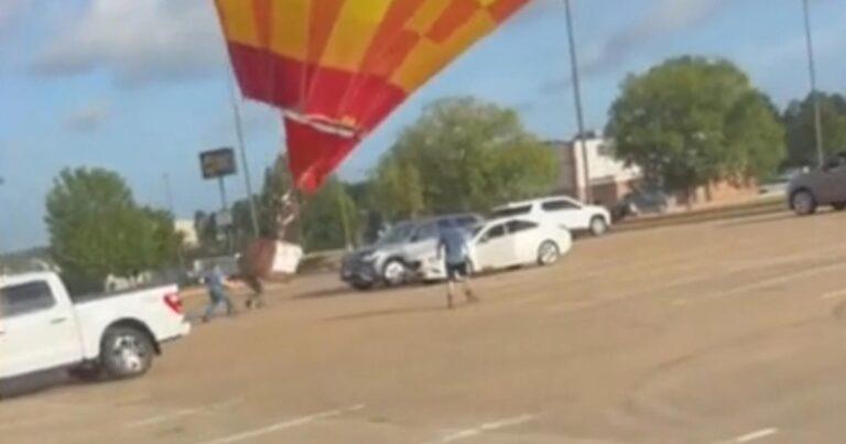Opstijgen van luchtballon loopt mis en dat heeft vooral geparkeerde auto geweten (video)