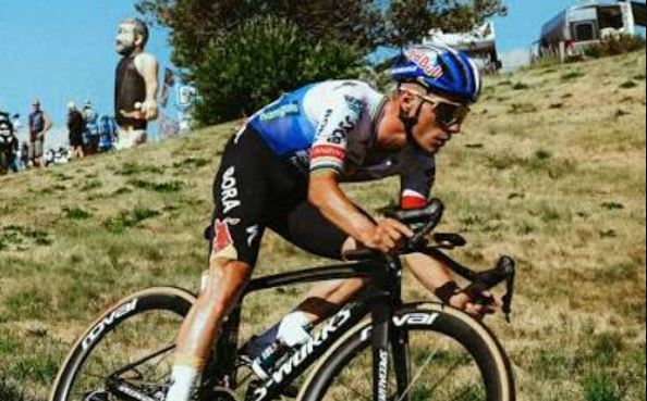 Remco Evenepoel onthult betekenis van zijn verrassend rustdagritueel