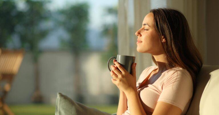Koffie of thee in de ochtend: wat is nu eigenlijk de beste keuze?