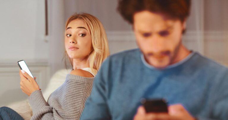 Relatie-expert onthult opvallend signaal dat je partner mogelijk zal vreemdgaan